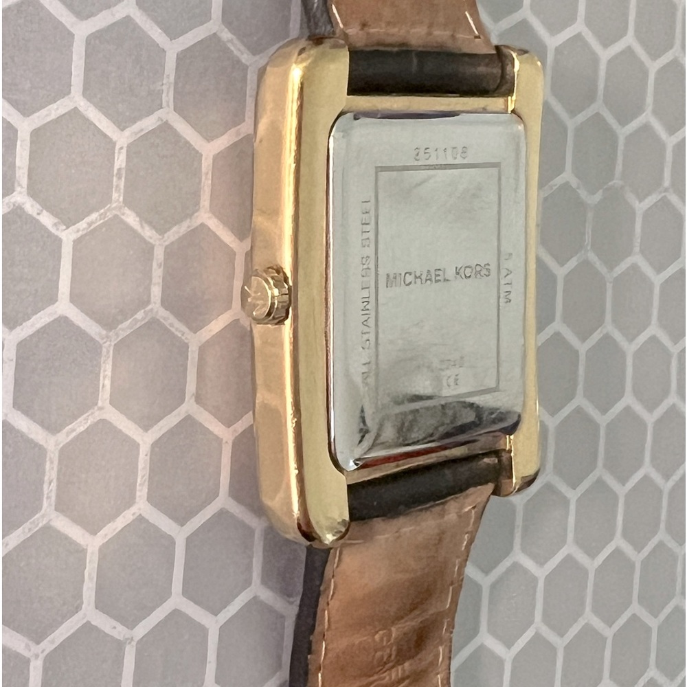 MK Watch - Picture 3 of 9